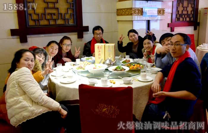 我在火爆之中,火爆在我心中